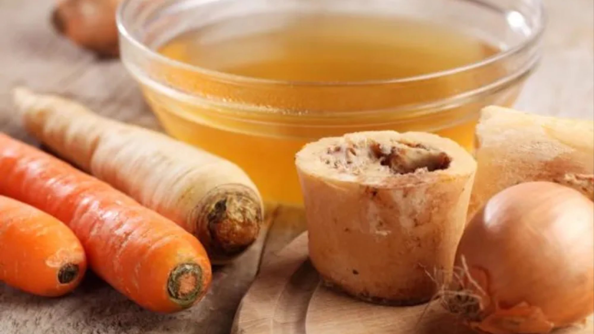 How to Make Nutrient-Rich Bone Broth for Dogs